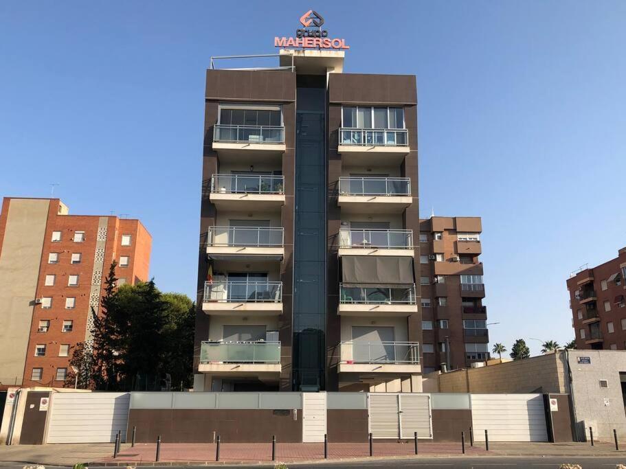 Апартаменты Apartamento Centrico Con Plaza De Garaje Y Piscina Мурсия Экстерьер фото