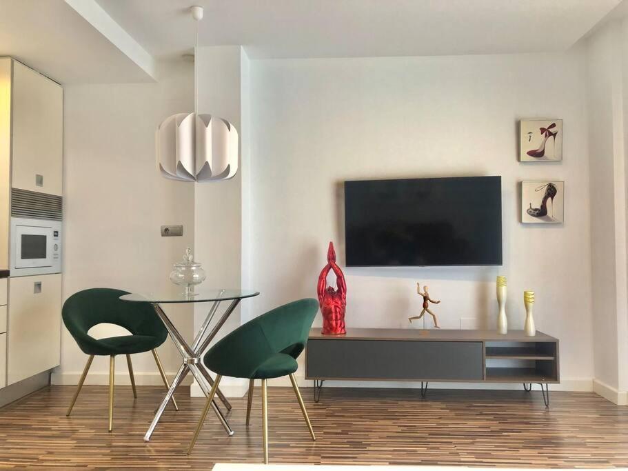 Апартаменты Apartamento Centrico Con Plaza De Garaje Y Piscina Мурсия Экстерьер фото
