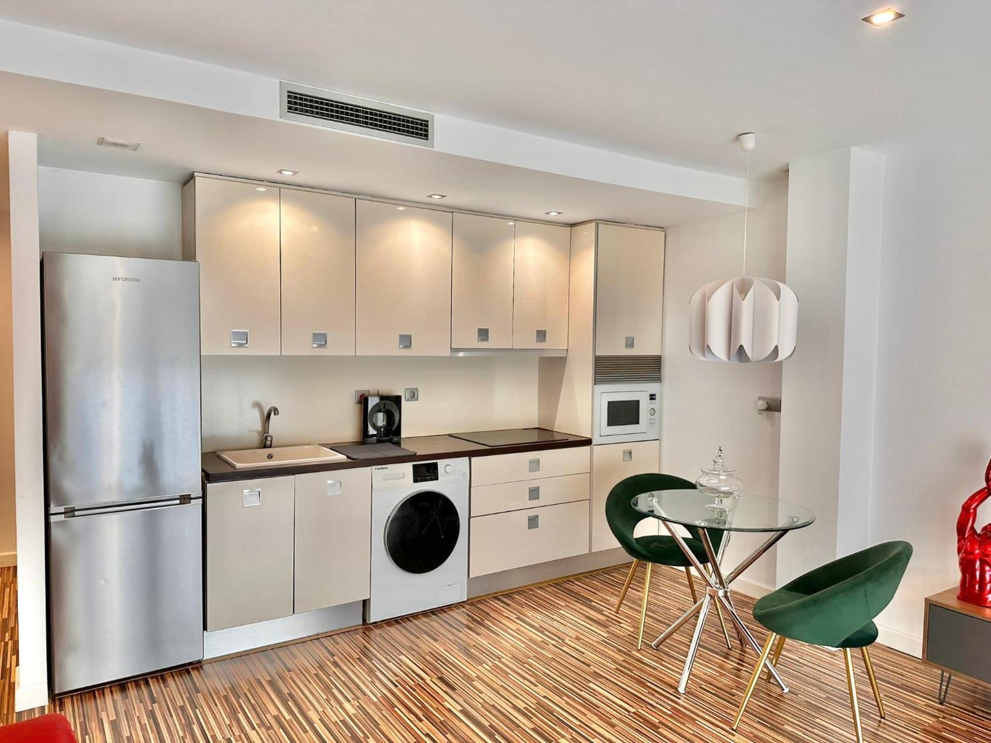 Апартаменты Apartamento Centrico Con Plaza De Garaje Y Piscina Мурсия Экстерьер фото